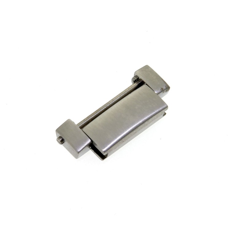 Longines 1/2 maglia acciaio per Opposition
misure maglia 19,3 x 5,5 x 3,1 mm