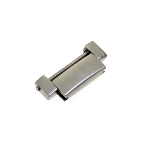 Longines 1/2 maglia acciaio per Opposition
misure maglia 19,3 x 5,5 x 3,1 mm
