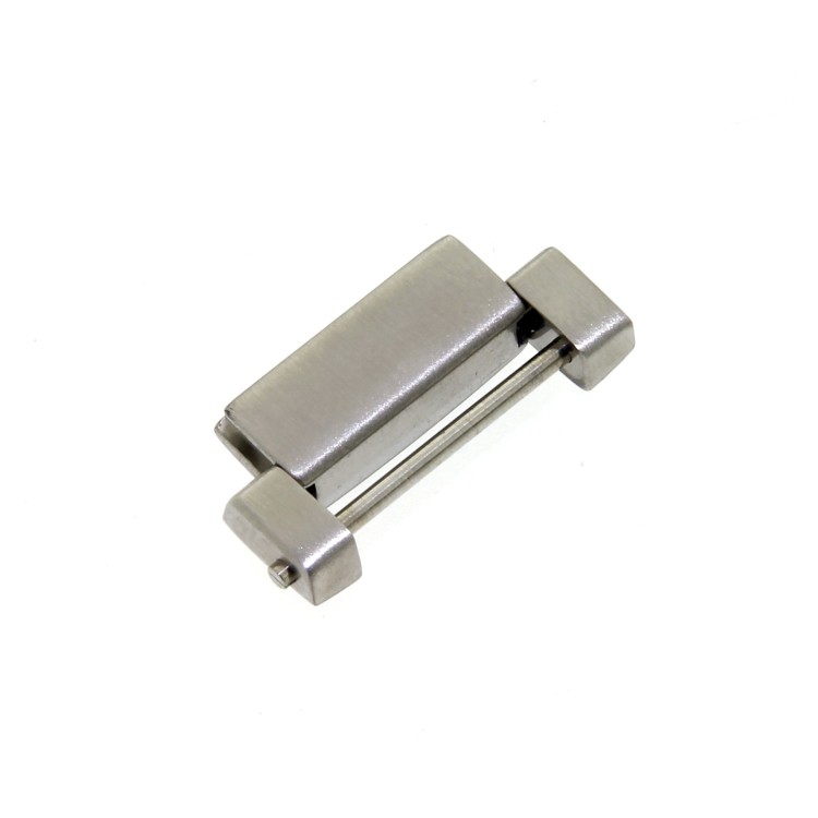 Longines 1/2 maglia acciaio per Opposition
misure maglia 19,9 x 6,2 x 3,3 mm