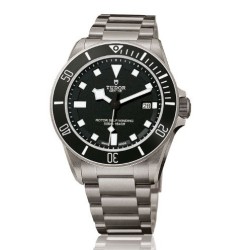 TUDOR Pelagos 25500TN misura 42 x mm Titanio e Acciaio con Bracciale in Titani