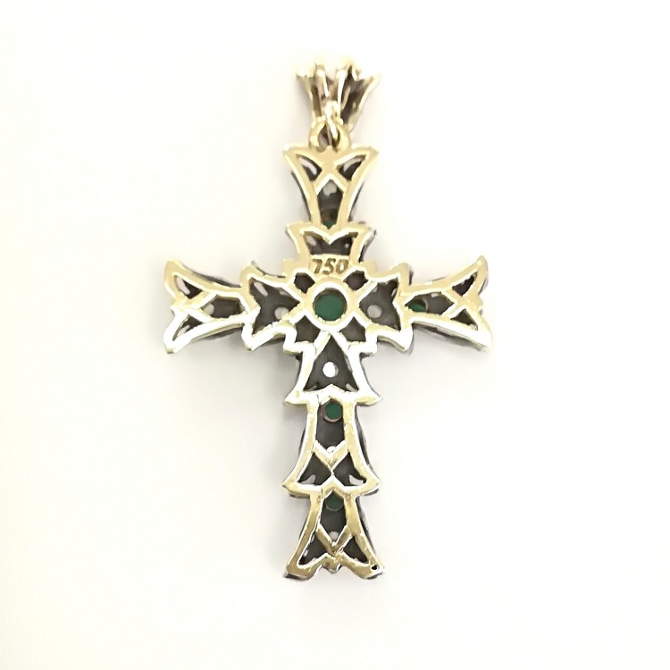 Pendente Croce Stile Antico Smeraldi 0,50 Diamanti ct 0,20 Oro 18 kt e Argento misure 39 x 30 mm 6,75 gr