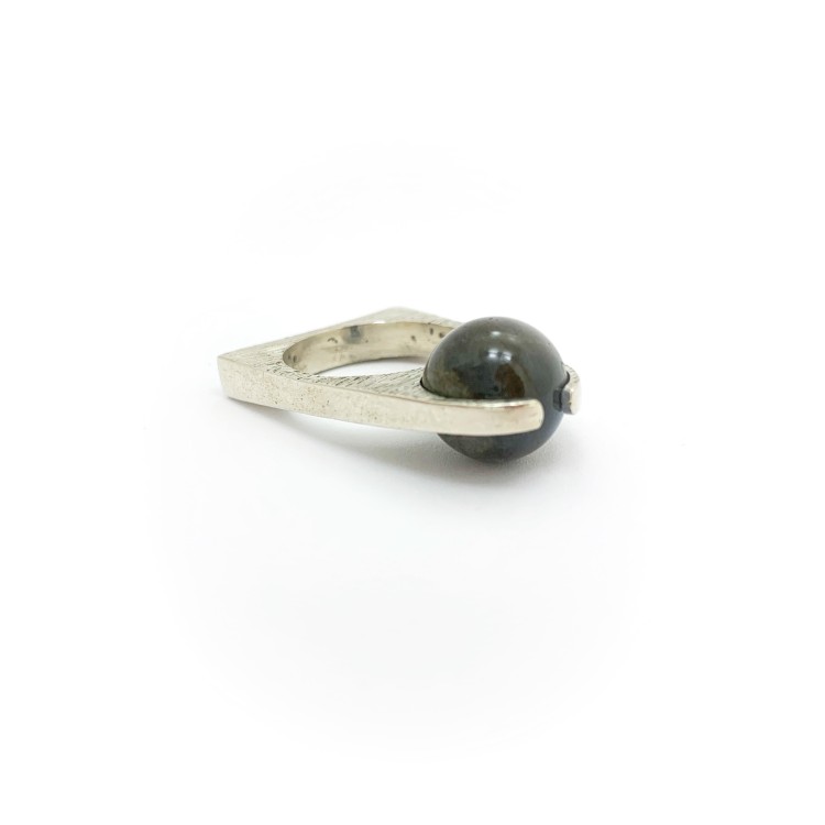 Anello BlackMax Labradorite sferica MAX29