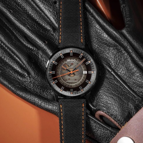 MIDO Commander Gradient COSC M021.407.114.11.00Automatico Acciaio PVD Nero 40 mm