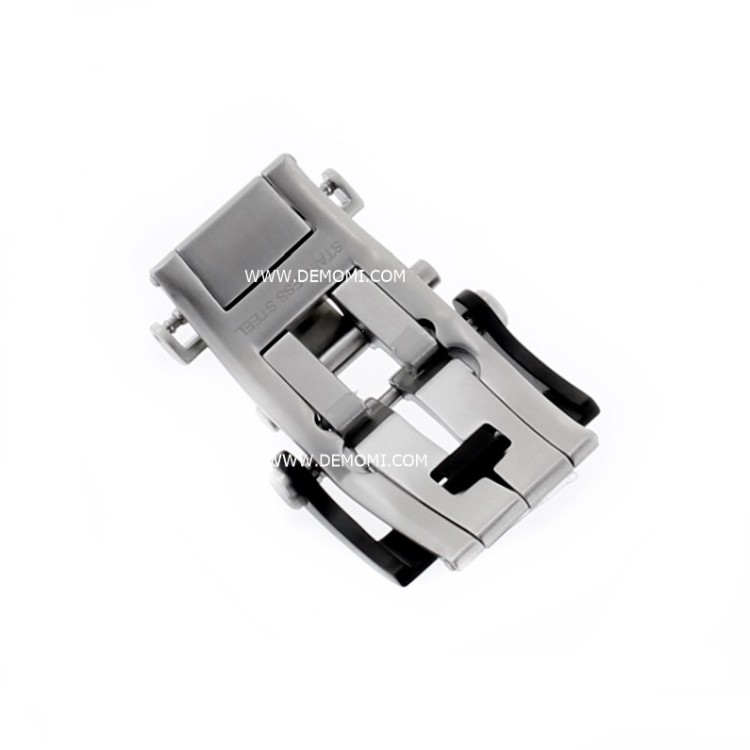 Montblanc Chiusura Deployante 117180 Acciaio satinato PVD Nero misura 20 mm. Regolazione fine lunghezza cinturino.