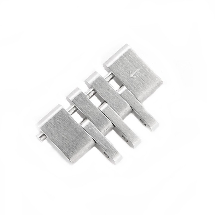 Longines maglia acciaio per Record. Misure maglia 18 x 8 x 2,8 mm