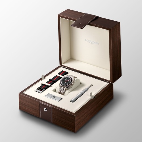 LONGINES Heritage Ultra-Chrom  L2.836.4.52.9 con data 43 mm Automatico Water Resistant 30 bar