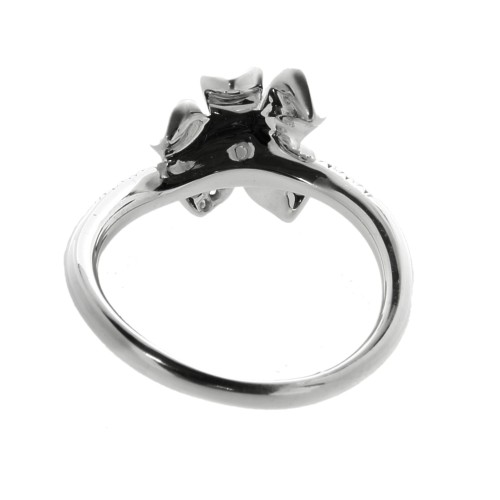 Anello Fiore Diamanti ct 0,19 Oro 18 kt