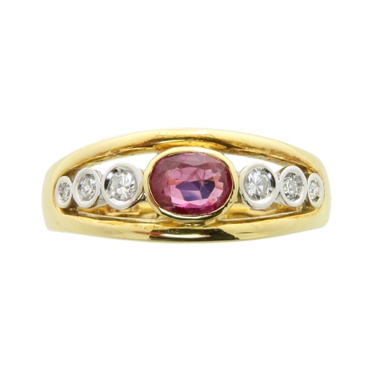 Anello Rubino ct 0,56 Diamanti 0,12 taglio 8/8Oro Giallo Bianco 18 kt 4,5 gr