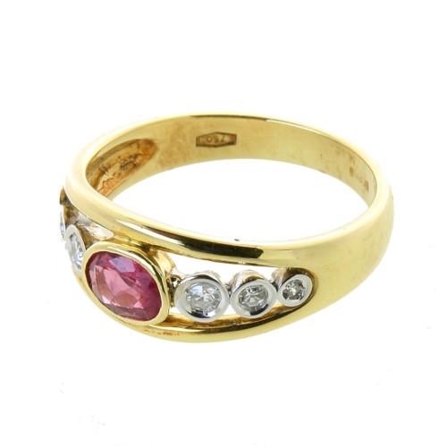Anello Rubino Diamanti ct 0,12 Oro 18 kt