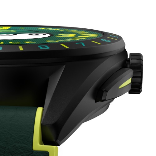 TAG Heuer Connected Calibre E4 Malbon Golf Edition 45 mm Titanio SBR8A85.EB0338