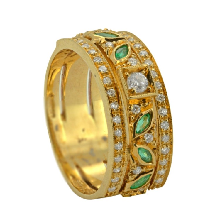 Anello Fascia Smeraldo ct 0,36 e Diamanti taglio a Brillante ct 0,37 e Oro Giallo 18 kt 7,5 gr