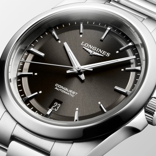 LONGINES CONQUEST L3.720.4.52.6 misura 38 mm Automatico Nero