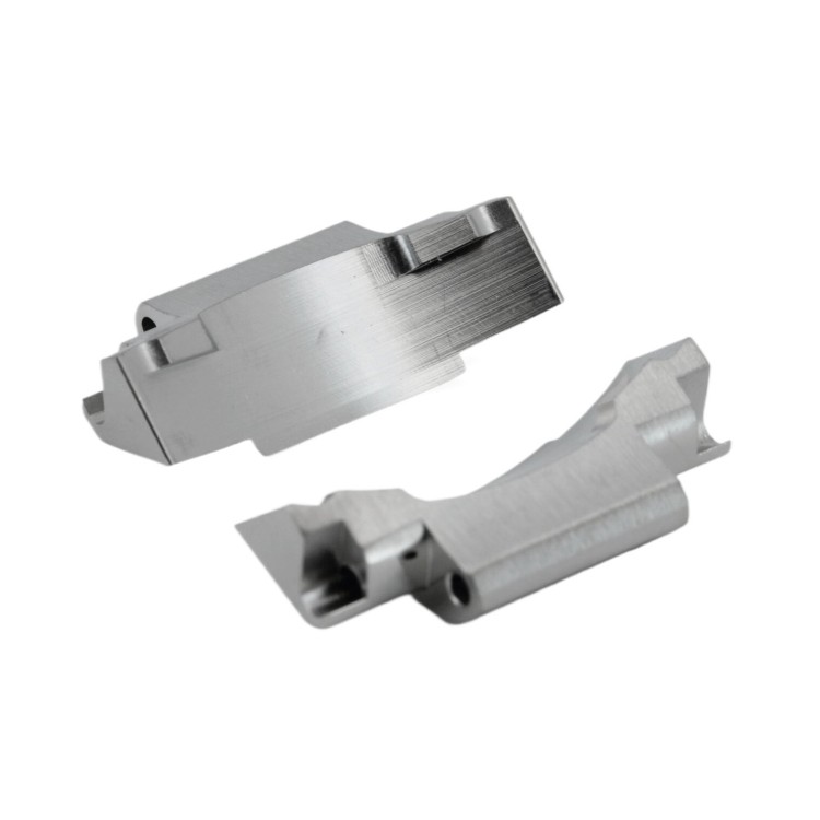 Tag Heuer terminali Carrera cronografo Heuer 02 CBN2A1N  ansa 22 mm. Per cinturino gomma.