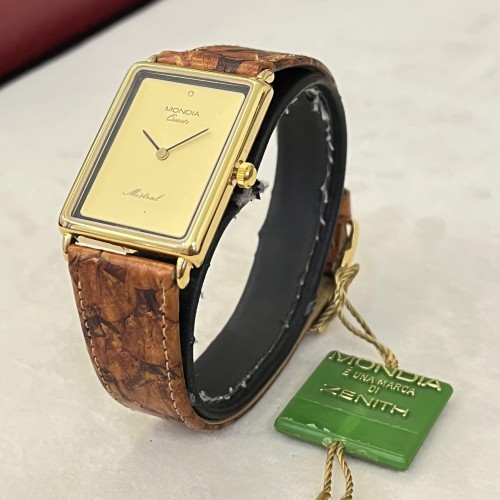 Mondia Orologio 20148 al Quarzo 31 x 24,5 x 5,5 mm.