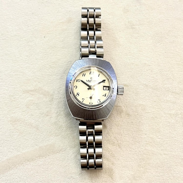 Laurens Orologio a carica manuale 31,5 x 26,5 x 12 mm.