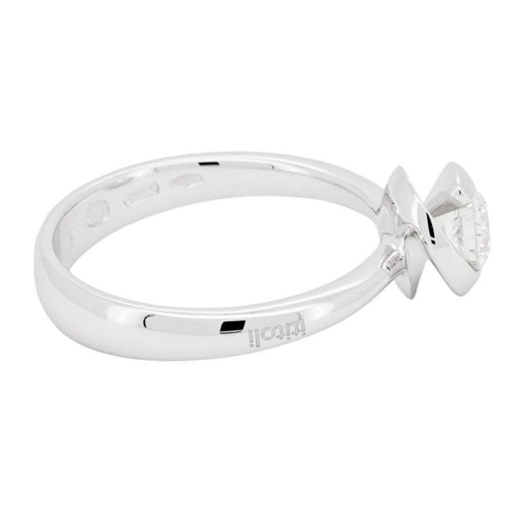 Anello Solitario Diamante ct 0,36 Oro 18 kt