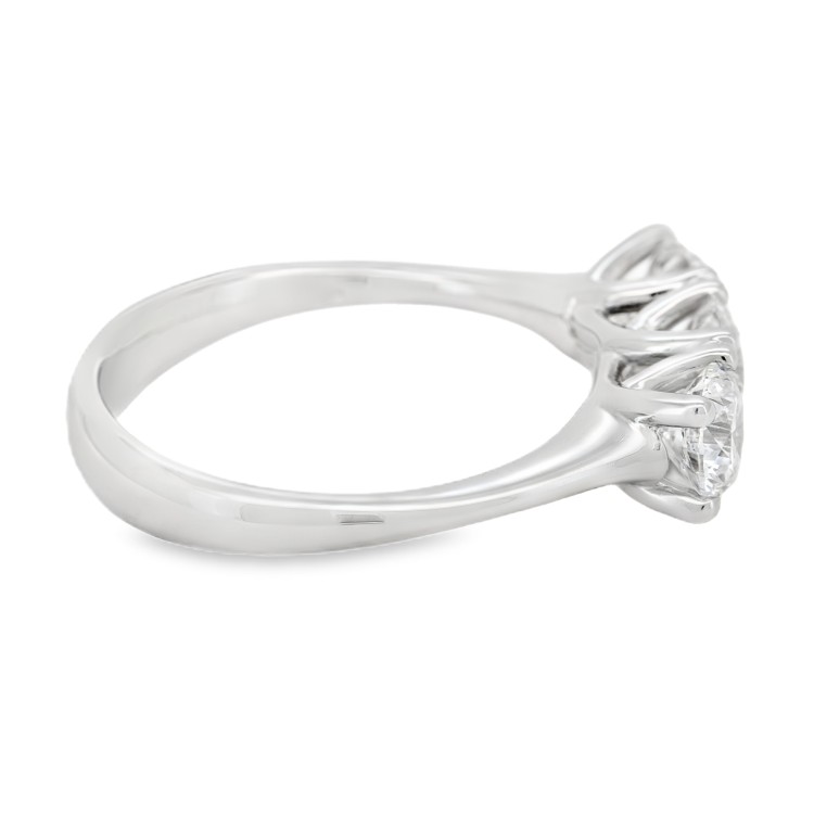 Anello TRILOGY 4GINB Diamante ct 1,50 D IF IGI  Iscizione Laser Oro Bianco 18 kt 4,45 gr
