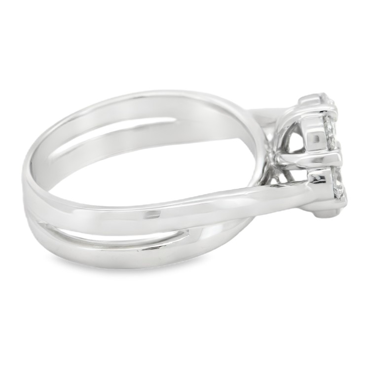 Anello Diamanti Margherita Invisible Setting ct 0,85 EF VVS Oro 18 kt