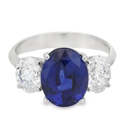 Anello Zaffiro Blu ct 4,54 IGI Diamanti ct 1,54 ( 0,78  E VVS1 IGI + 0,76 D VS1 IGI ) Oro 18 kt 4,45 gr