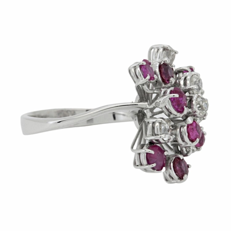 Anello Rubino Diamanti ct 0,36 Oro 18 kt