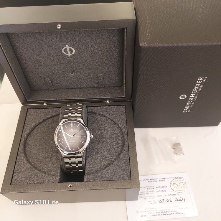 BAUME & MERCIER Clifton M0A10551 Orologio acciaio Automatico Quadrante Antracite sfumato