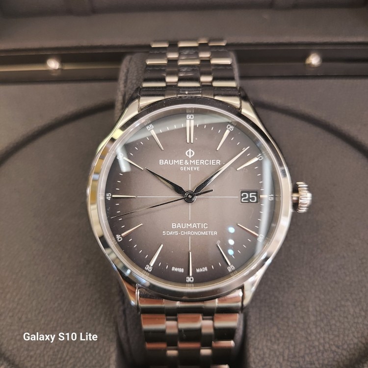 BAUME & MERCIER Clifton M0A10551 Orologio acciaio Automatico Quadrante Antracite sfumato