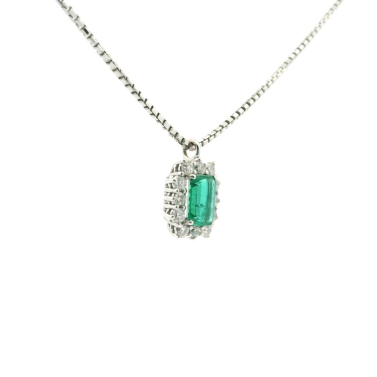 Collana Smeraldo Margherita ct 0,98 IGI Diamanti ct 0,50 F VS Oro Bianco 18 kt 6,40 gr