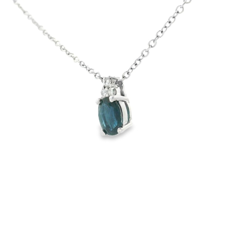 Collana Zaffiro Ovale mm ct 0,75 Diamanti ct 0,055 F VS Oro 18 kt 2,67 gr