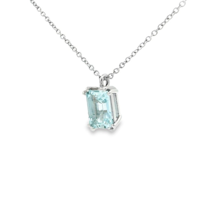 Collana Acquamarina Ovale 7 x 5 mm ct 0,88 Oro 18 kt 2,08 gr