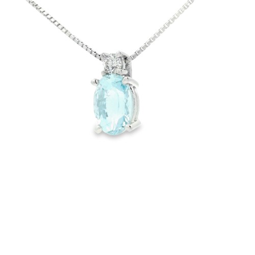 Collana Acquamarina Ovale 7 x 5 mm ct 0,78 Diamante ct 0,05 F VVS in Oro 18 kt 2,24 gr