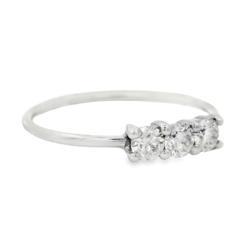 Anello TRILOGY Diamante ct 0,33 F VS Oro 18 kt 1,38 gr