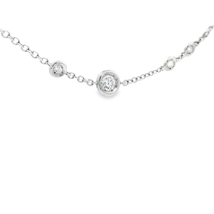 Collana Modello T con 28 Diamanti ct 0,94 F VS misura 45 cm Oro 18 kt 4,89 gr